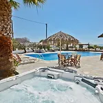 Oasis Apartmanhotel 4*