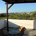 Apart-hotel Oasis Mikri Vigla