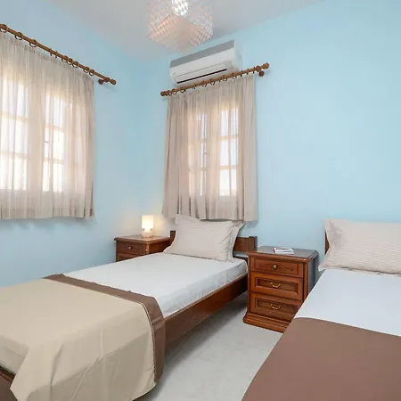 Aparthotel Oasis